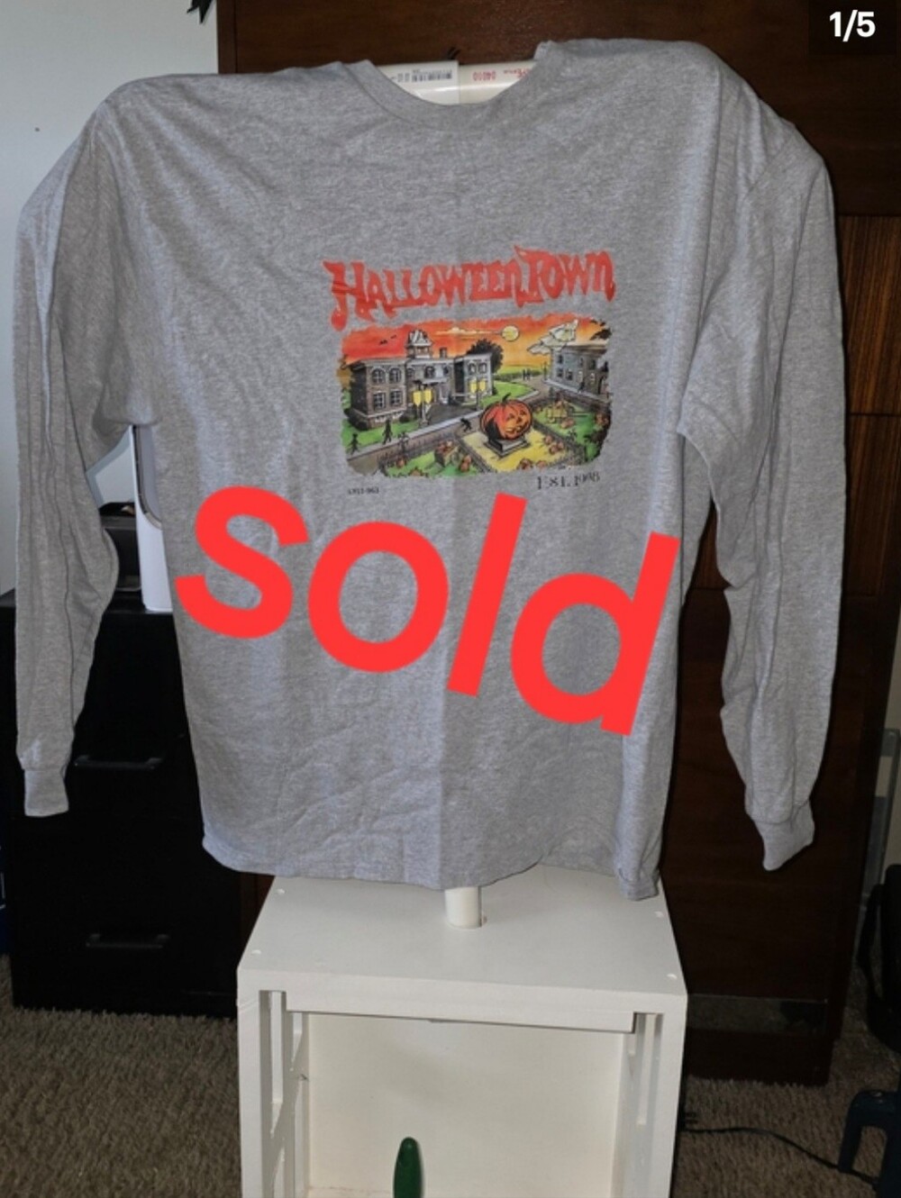 HalloweenTown Graphic Long-Sleeve Shirt - Gray